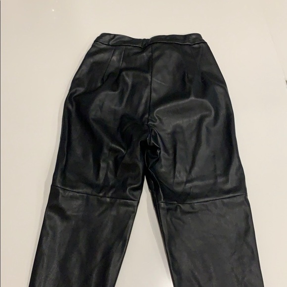 Faux leather pants - Picture 4 of 4